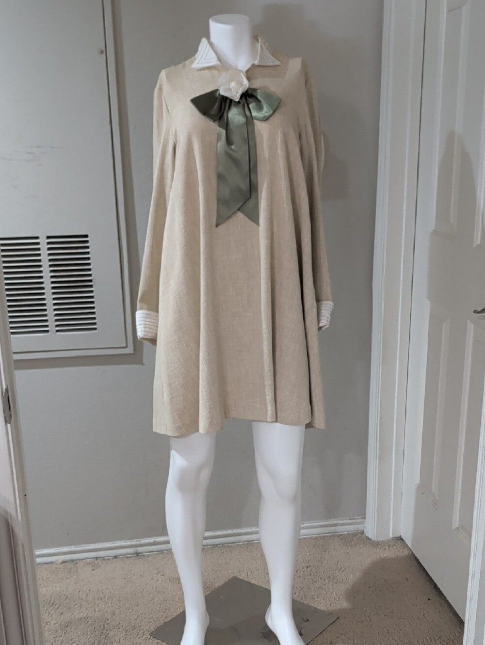 Vintage Push Cream A-line Dress with Olive Satin Bow Retro Women's Clothing S/M